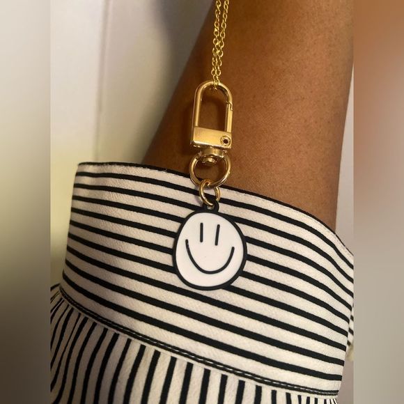 Be Happy Necklace 🖤 made by me! - Picture 1 of 2